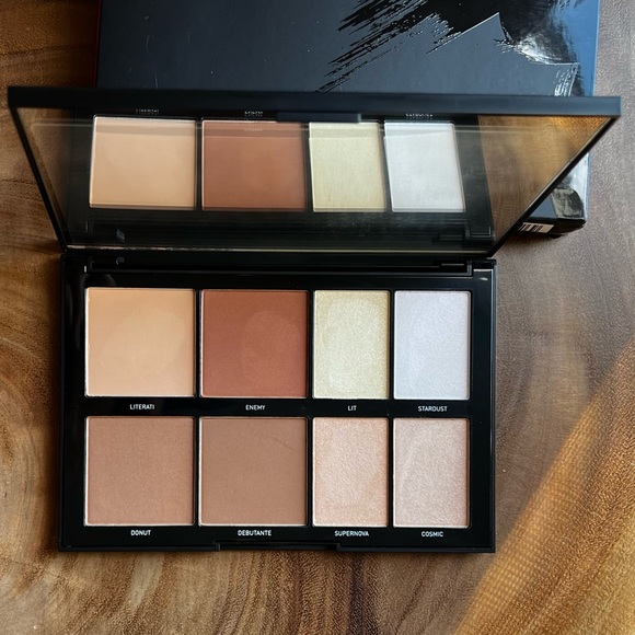 Morphe Other - Morphe 8L Lo-Fi Sculpt & Shimmer Palette